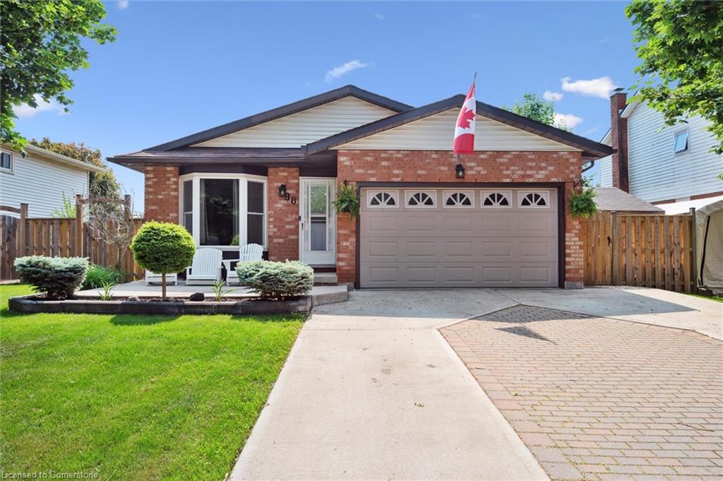 98 Williamson Drive Property Photo 1