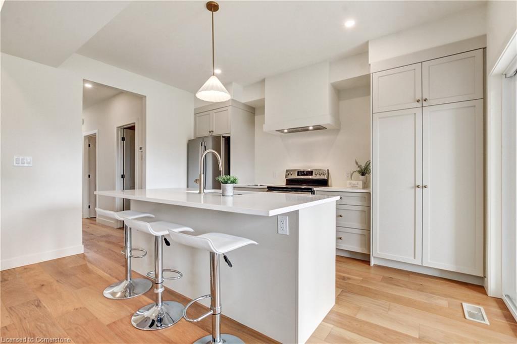 204 William Street Property Photo 6