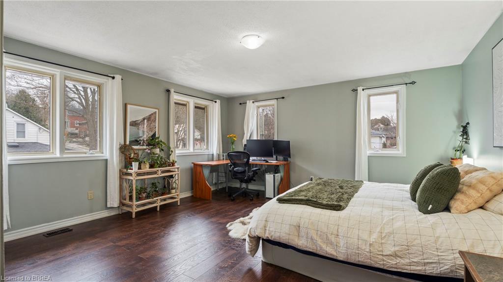 1733 Franklin Boulevard Property Photo 7
