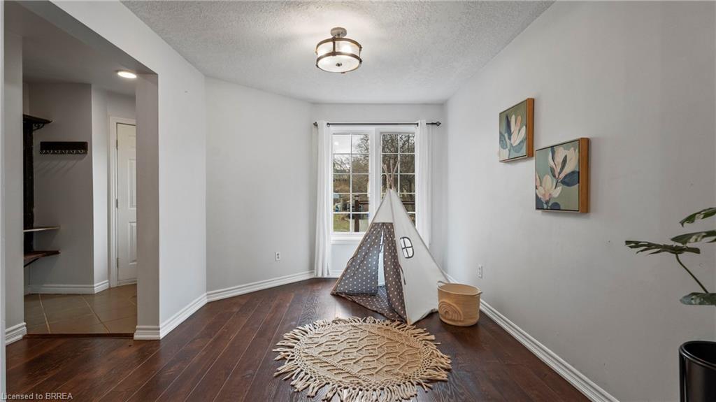 1733 Franklin Boulevard Property Photo 11