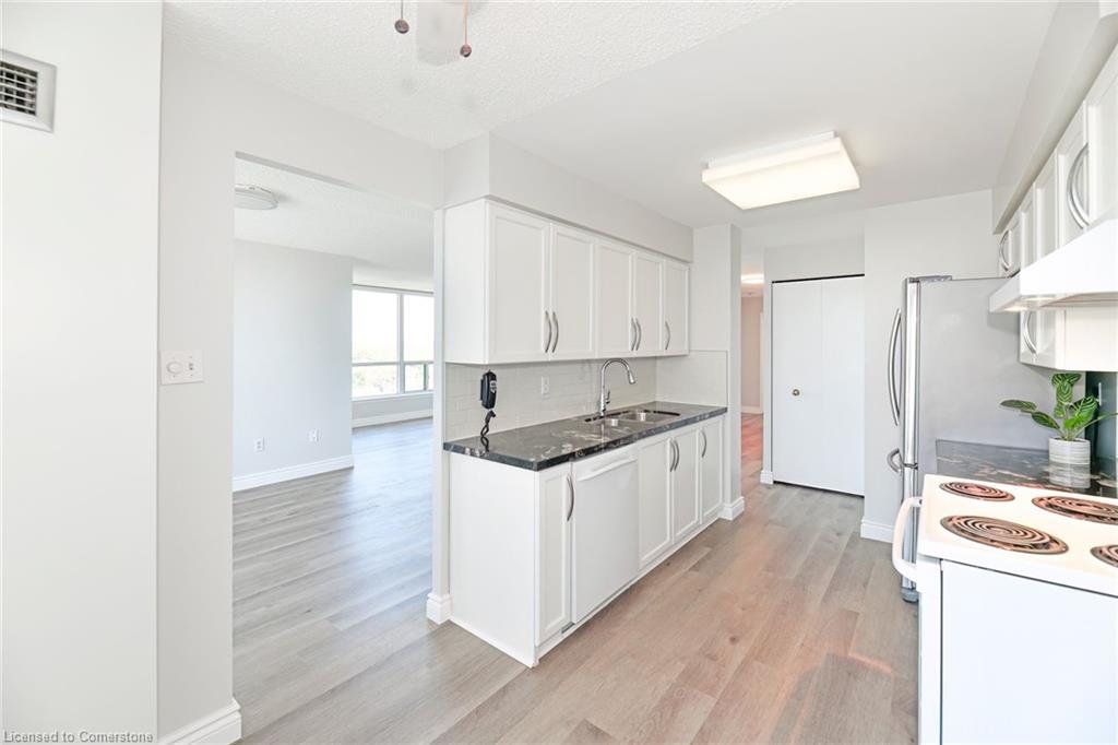 1212-10 Laurelcrest Street Property Photo 15