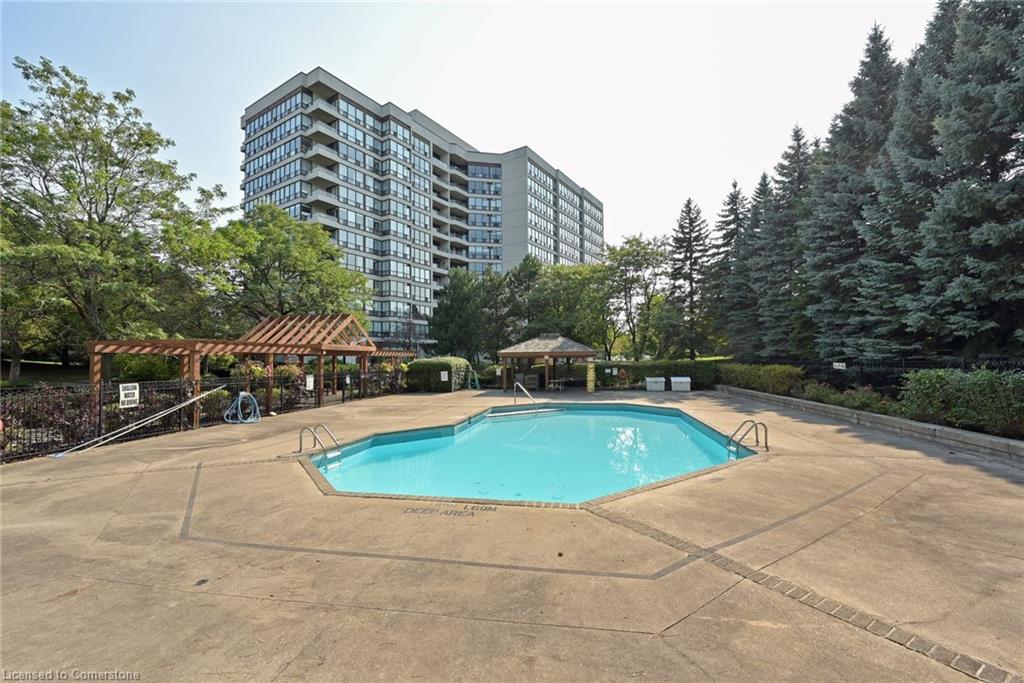 1212-10 Laurelcrest Street Property Photo 32