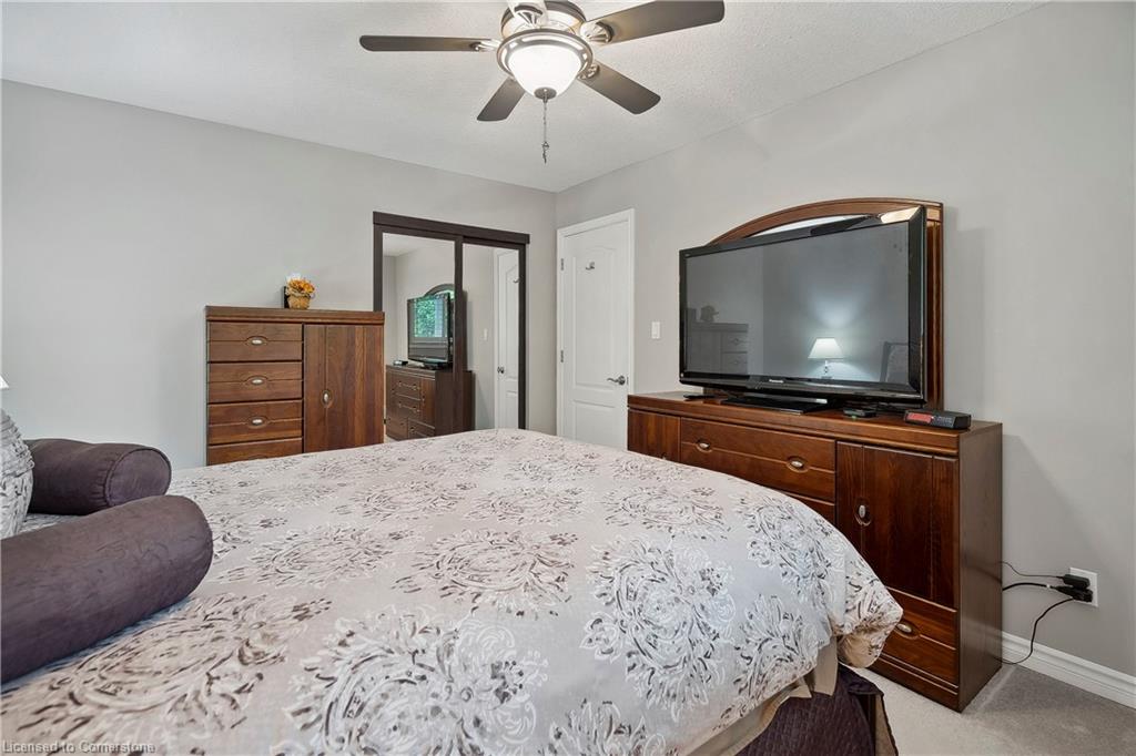 1045 Dowland Crescent Property Photo 23