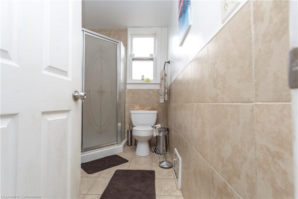 43 Kenilworth Street S Property Photo 4