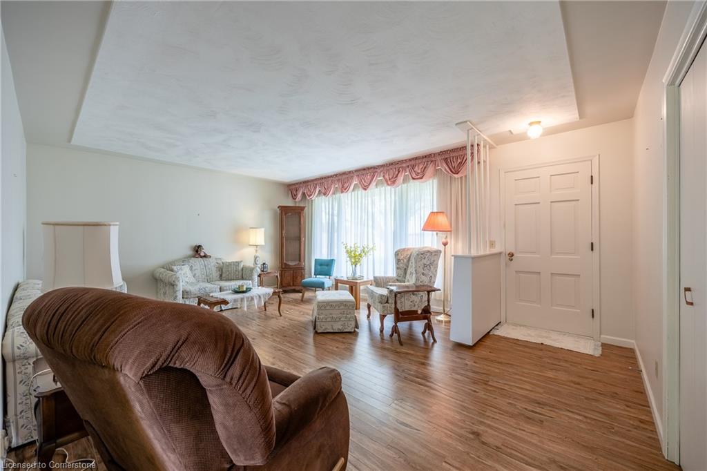 44 Woodley Road Property Photo 10