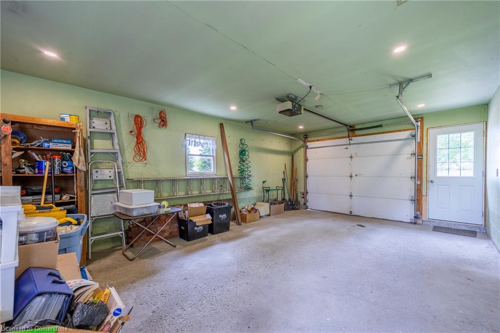 44 Woodley Road Property Photo 24