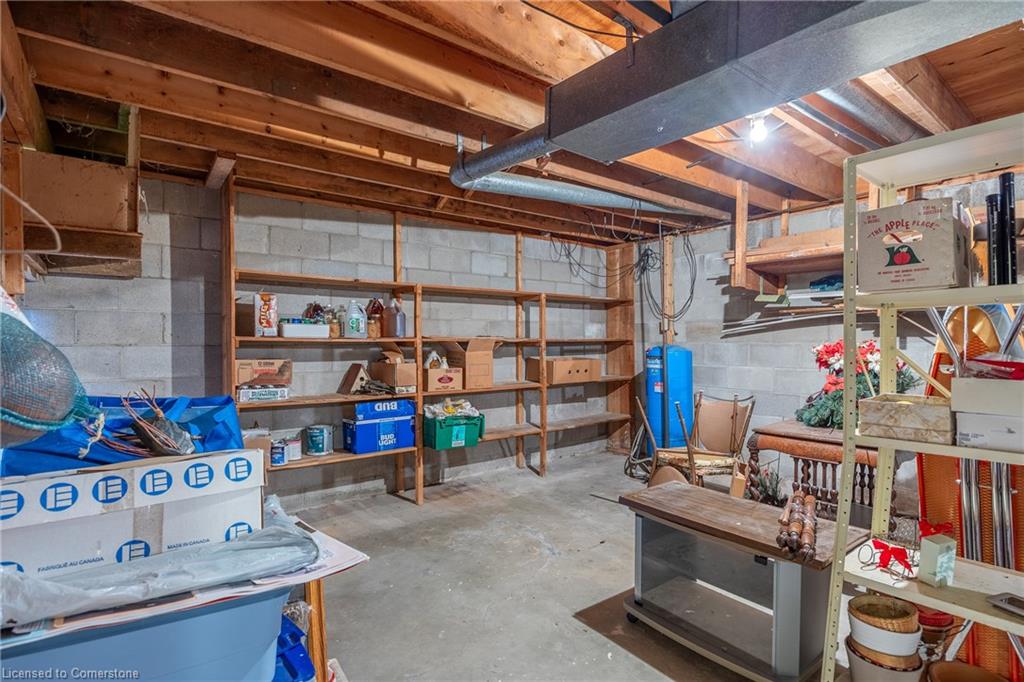 44 Woodley Road Property Photo 32