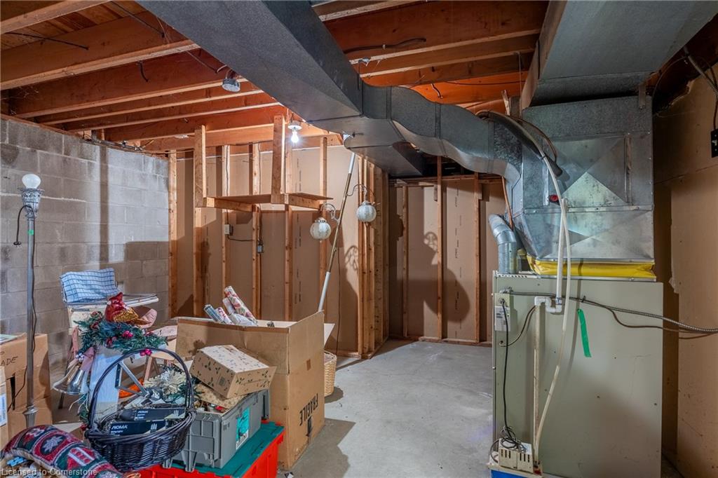 44 Woodley Road Property Photo 33