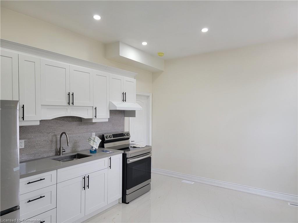 2-103 Peel Street Property Photo 5