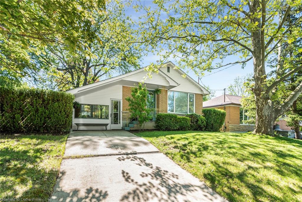 100 Ross Street Property Photo 1