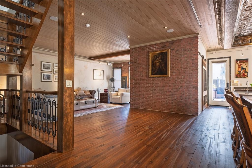 239 Church Street Property Photo 7
