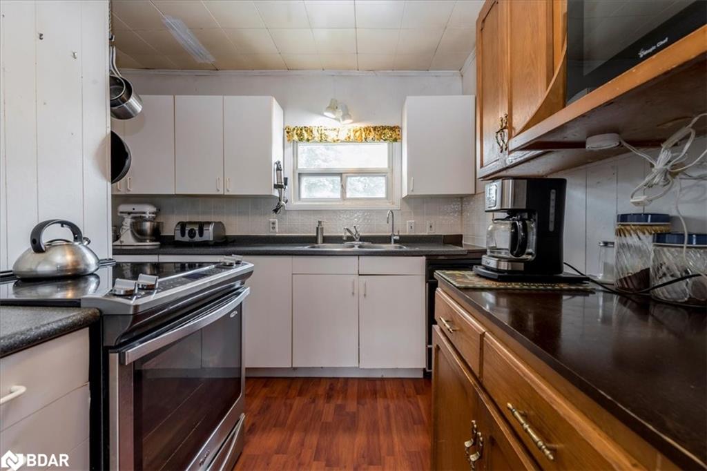 227 Southview Road Property Photo 9
