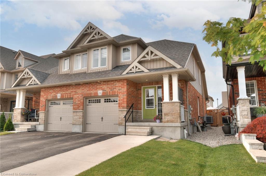 350 Finoro Crescent Property Photo 3