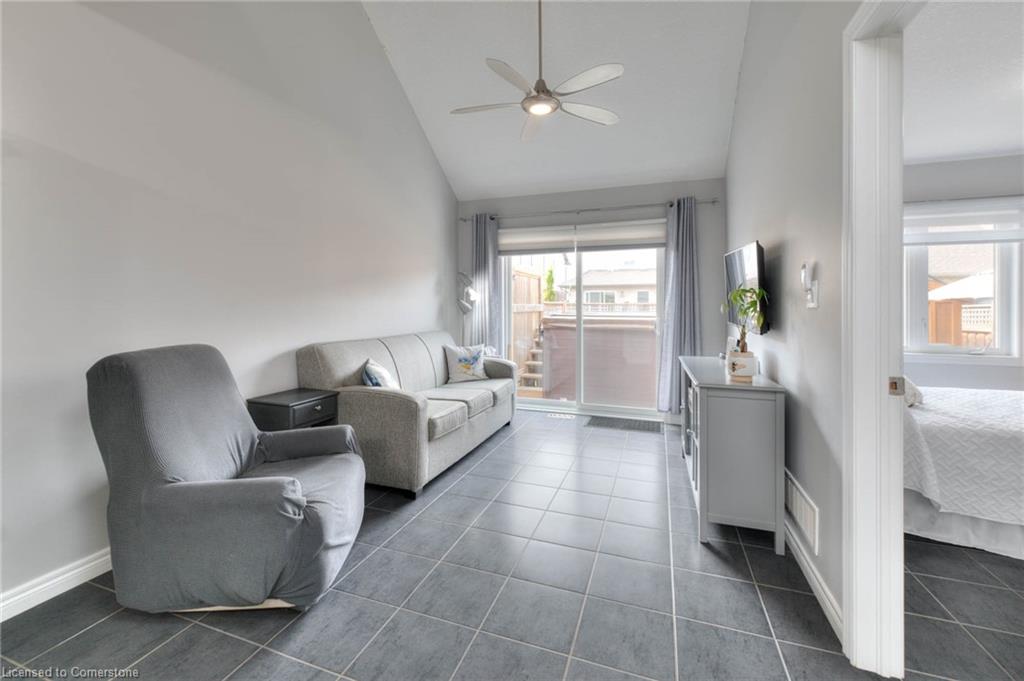 350 Finoro Crescent Property Photo 15