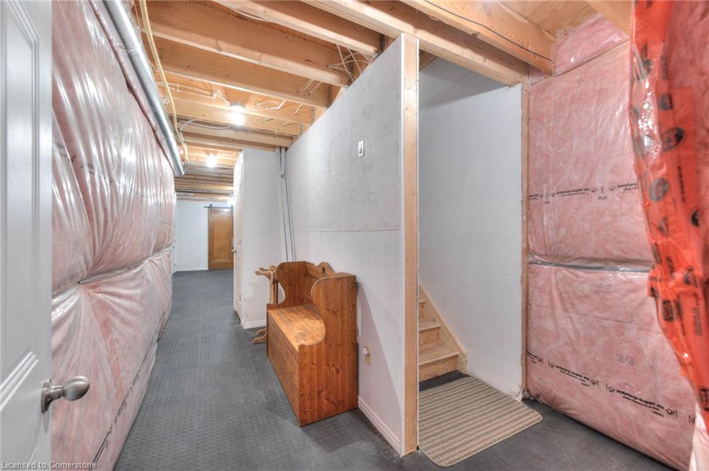 350 Finoro Crescent Property Photo 32