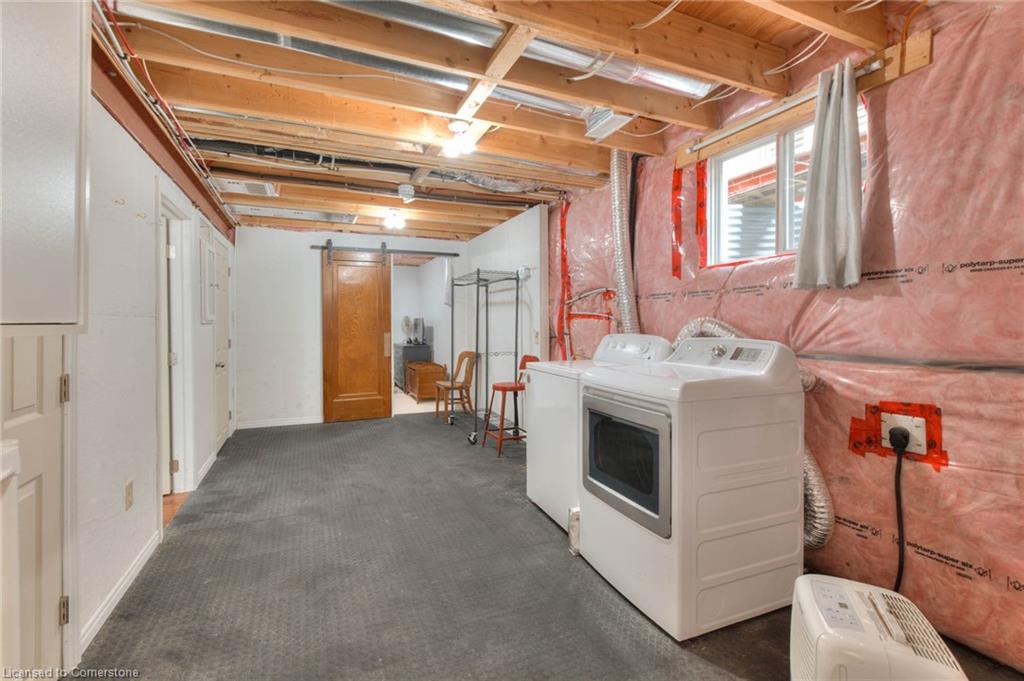 350 Finoro Crescent Property Photo 33