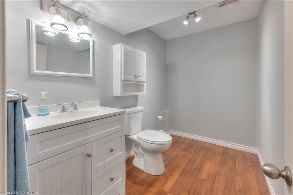 350 Finoro Crescent Property Photo 36