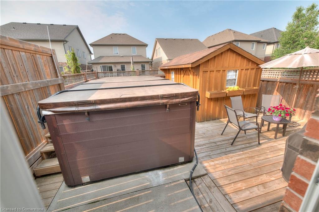 350 Finoro Crescent Property Photo 39