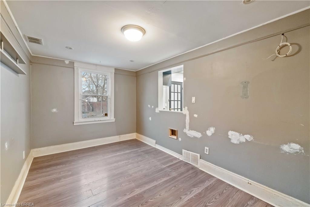 31 Mckinstry Street Property Photo 16