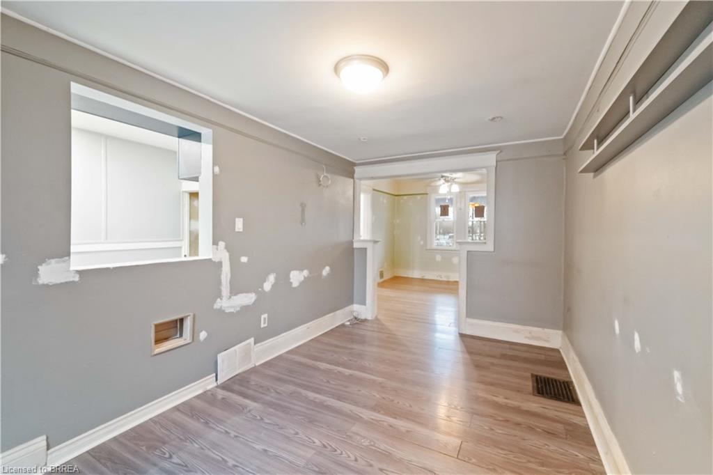 31 Mckinstry Street Property Photo 17