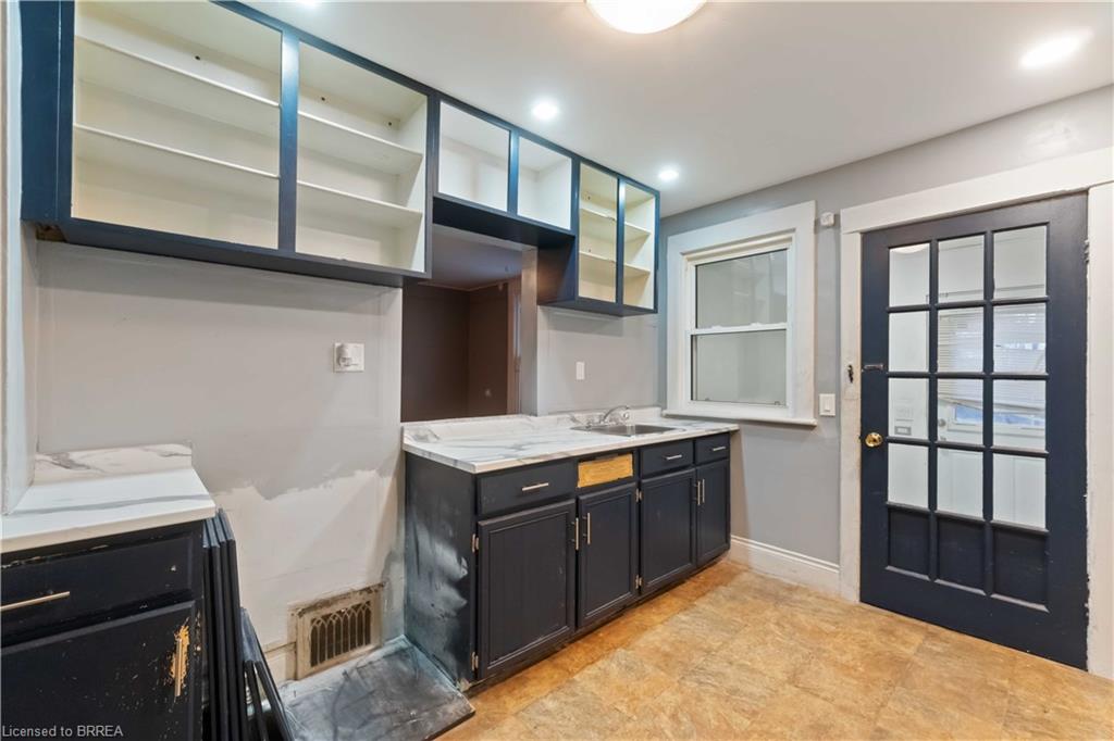 31 Mckinstry Street Property Photo 21
