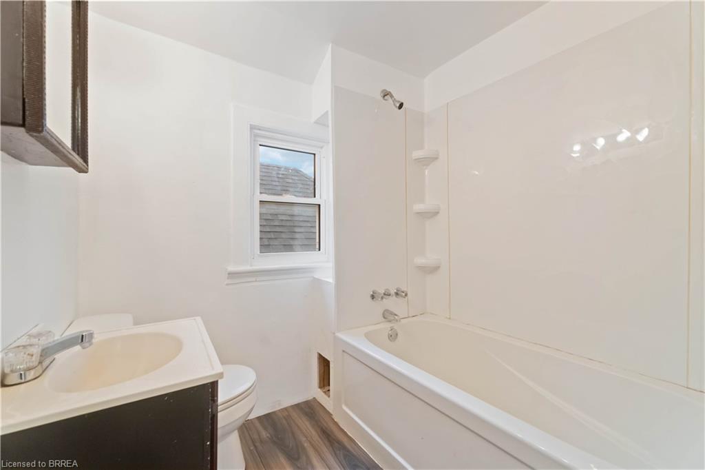 31 Mckinstry Street Property Photo 28