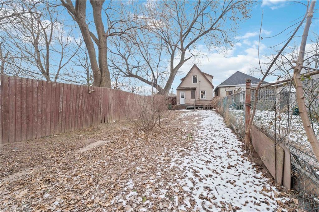 31 Mckinstry Street Property Photo 36