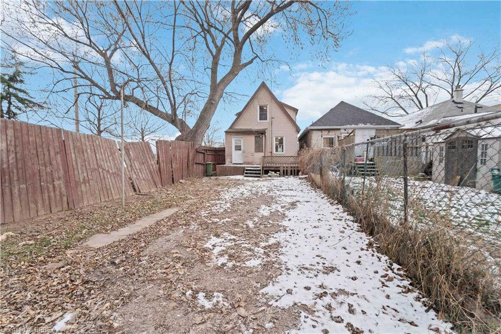 31 Mckinstry Street Property Photo 37