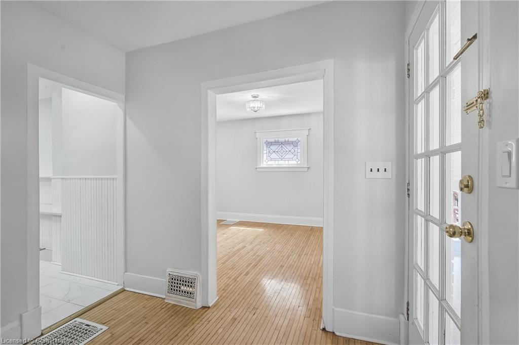 4989 Willmott Street Property Photo 7