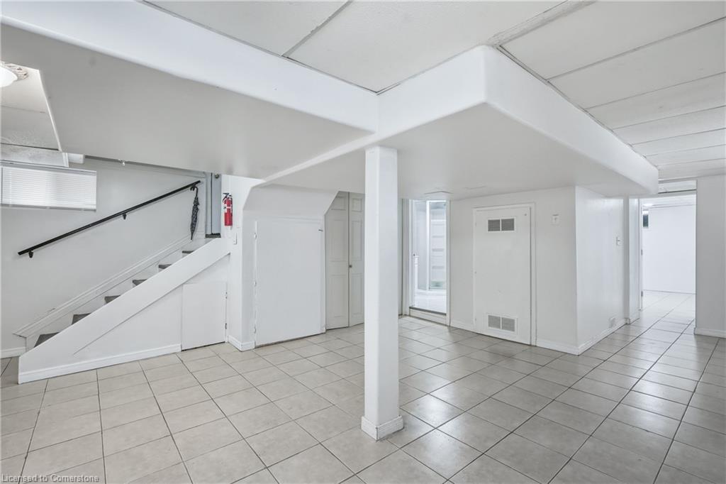 4989 Willmott Street Property Photo 28