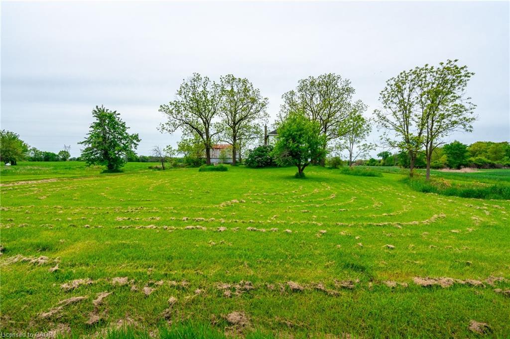 6856 Sixteen Road Property Photo 2