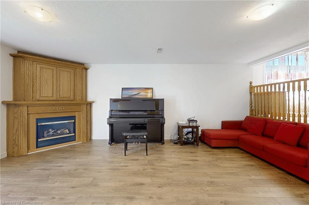 402 Woodrow Drive Property Photo 12