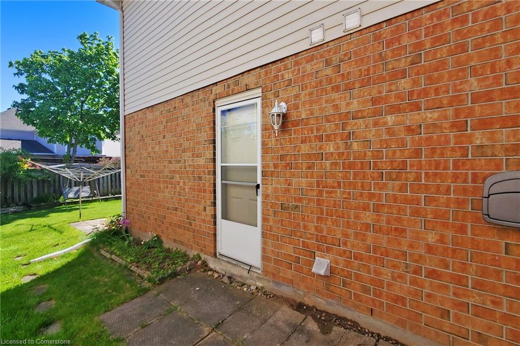 402 Woodrow Drive Property Photo 17