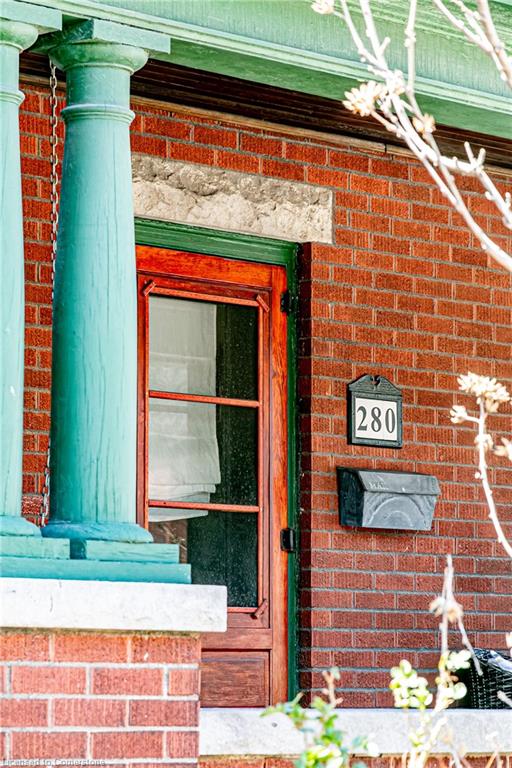 280 Locke Street S Property Photo 4