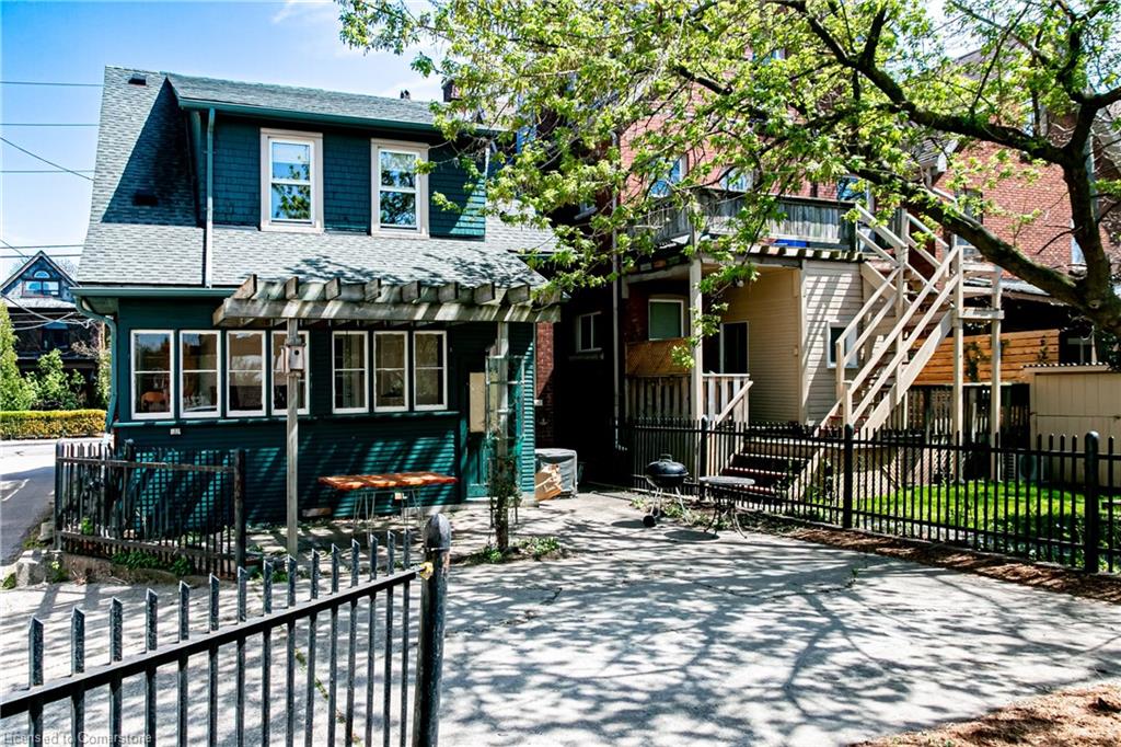 280 Locke Street S Property Photo 23