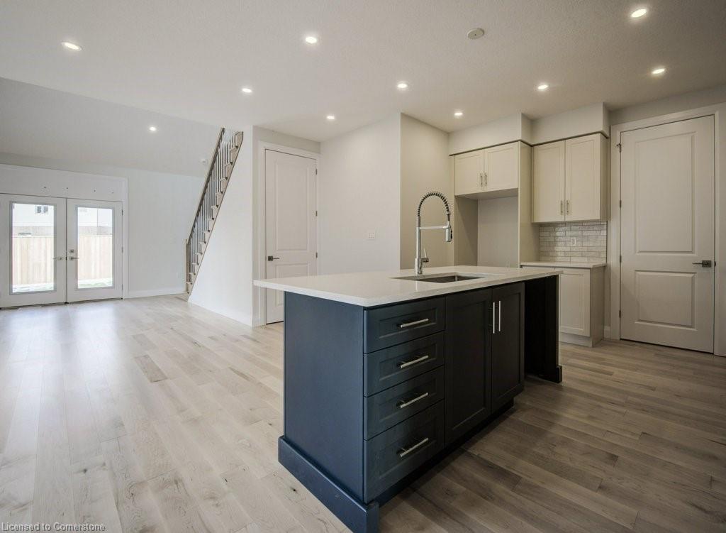 236 Applewood Street Property Photo 6