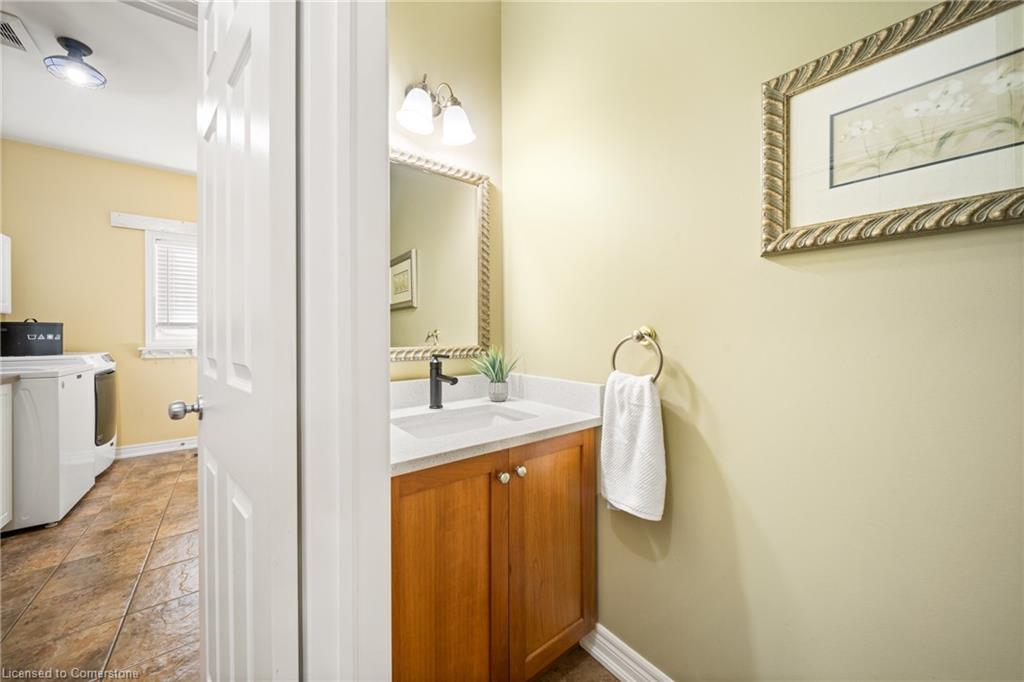 5449 Valleyhigh Drive Property Photo 6