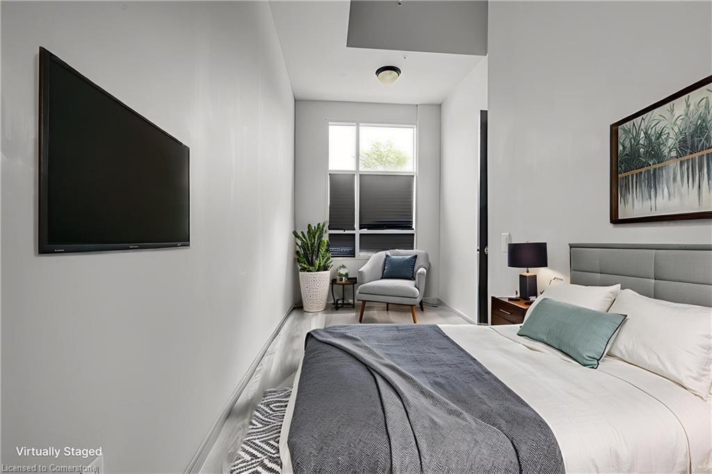 G105-275 Larch Street Property Photo 13