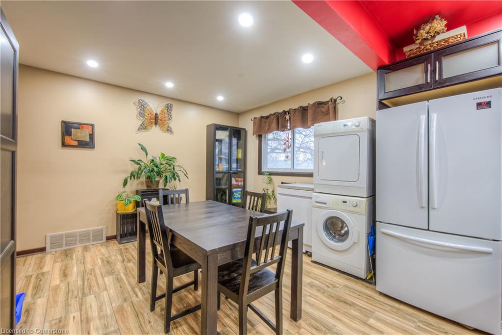 22 Battersea Avenue Property Photo 15