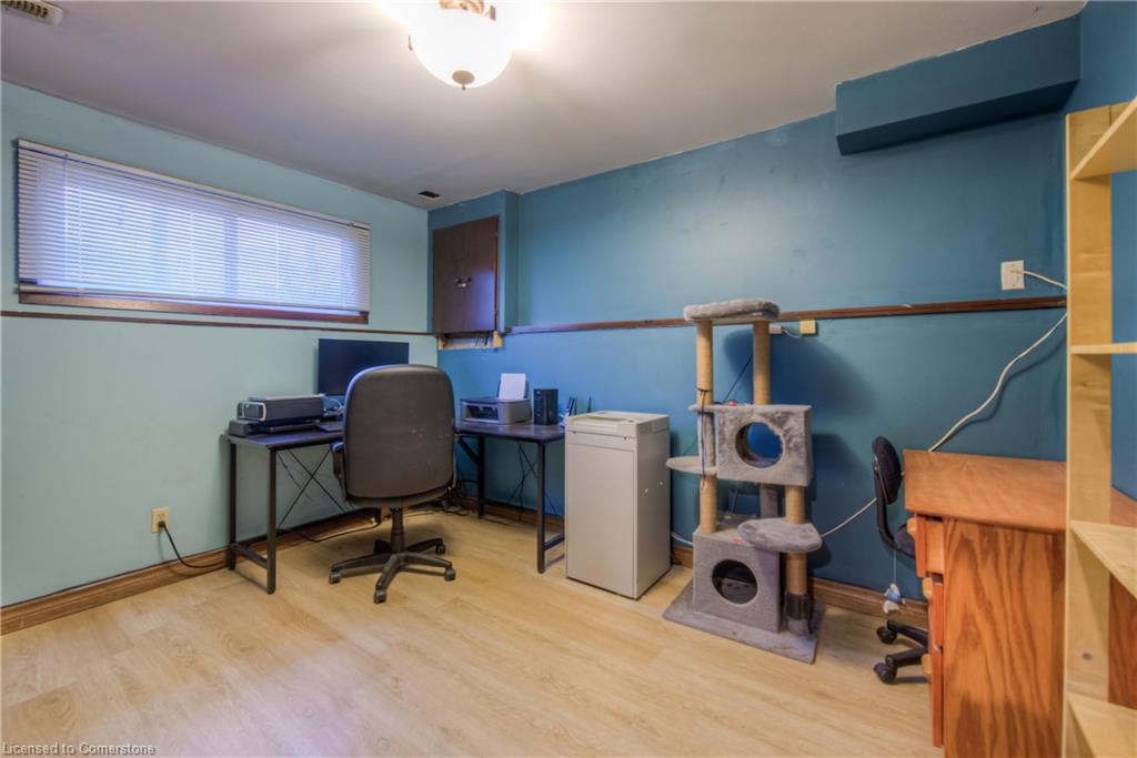 22 Battersea Avenue Property Photo 25