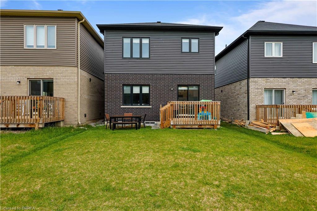 3 Tarrison Street Property Photo 35
