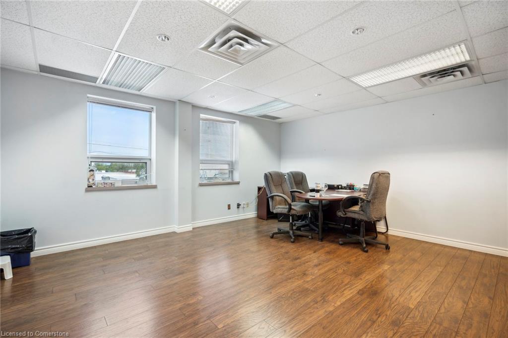 504 Kenora Avenue Property Photo 8