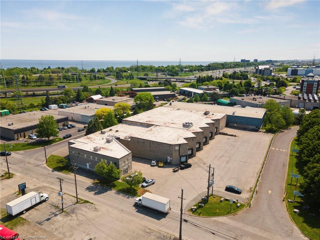 504 Kenora Avenue Property Photo 12