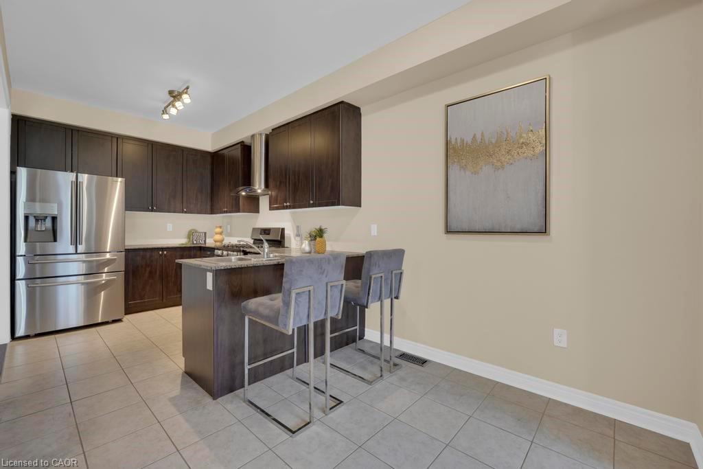 2437 Old Brompton Way Property Photo 10