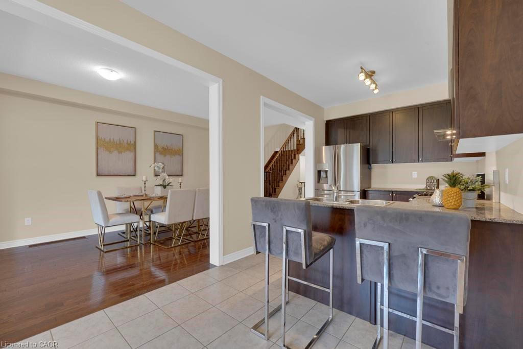 2437 Old Brompton Way Property Photo 12