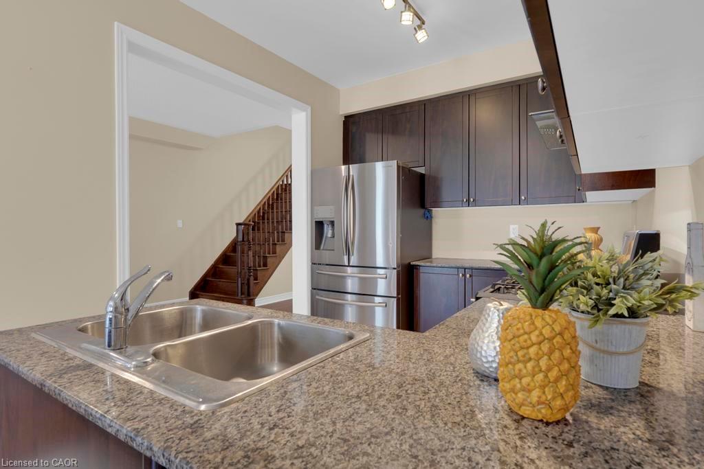 2437 Old Brompton Way Property Photo 13