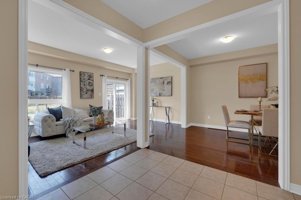 2437 Old Brompton Way Property Photo 17