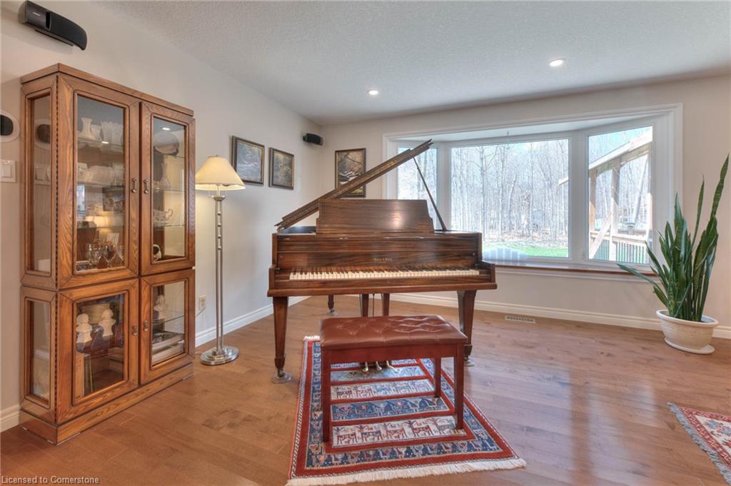 19 Sandpiper Court Property Photo 18
