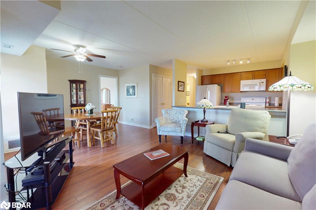 304-486 Laclie Street Property Photo 3