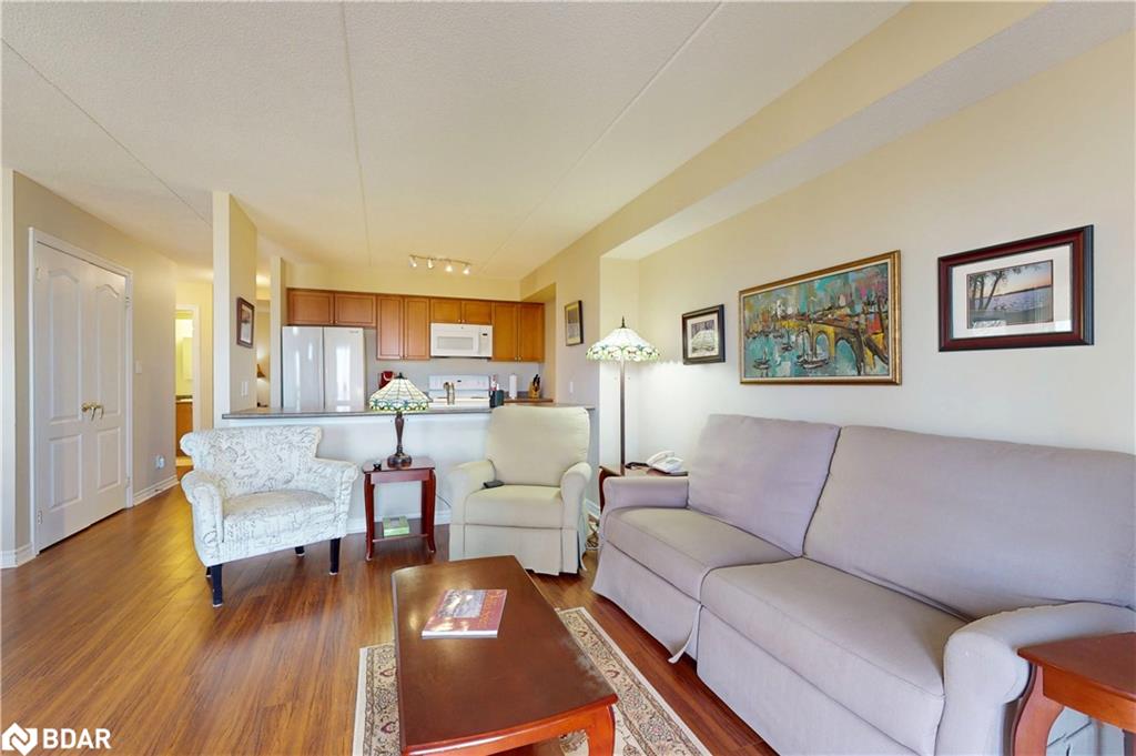 304-486 Laclie Street Property Photo 4